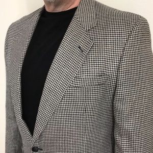 Sweet older tweed sports coat